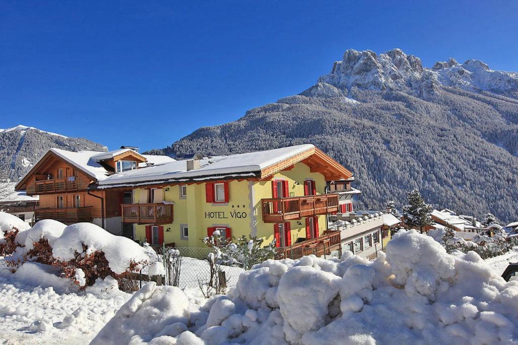 Hotel Vigo Vigo di Fassa Exterior foto